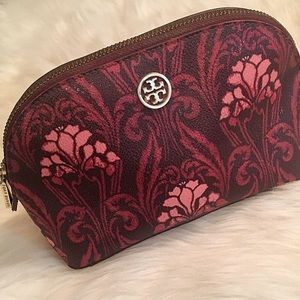 Sale 💕. Retired Tory Burch makeup bag